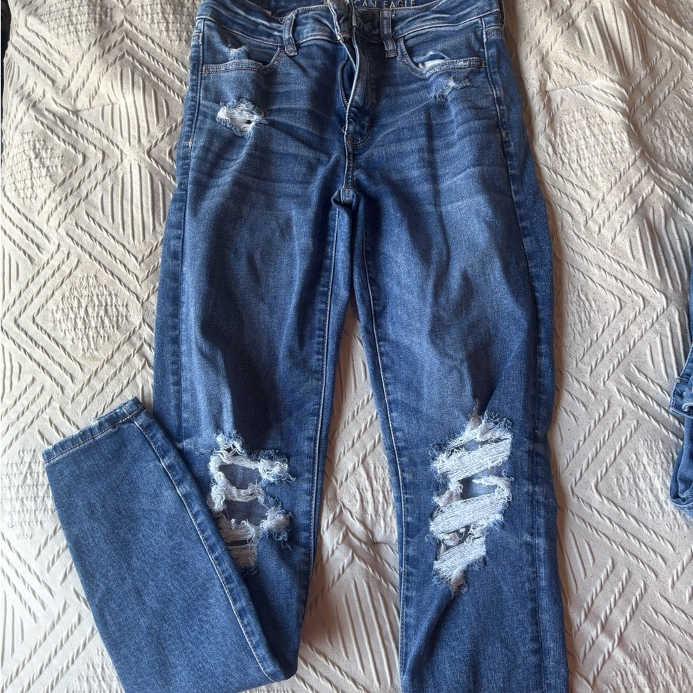American Eagle Outfitters Ripped Skinny Blue Jeans